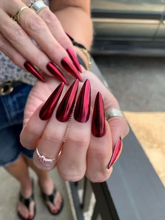 Classic Red Chrome Nails: