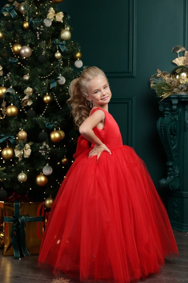 Kids’ Christmas Fashion: Adorable Charm