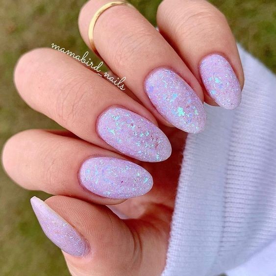 Frosty Lavender Short Acrylic Nails: