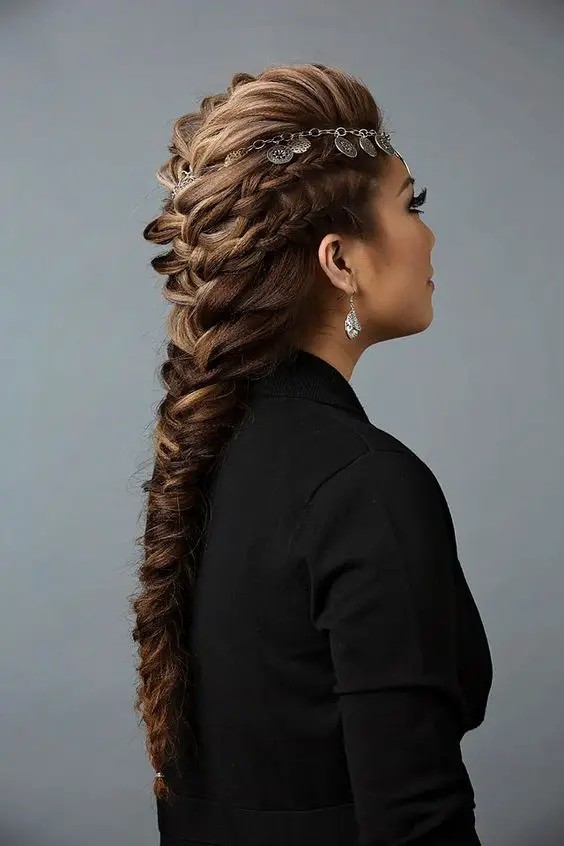 Classic French Braid: