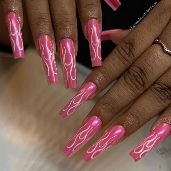 Abstract Pink Chrome Nail Art: