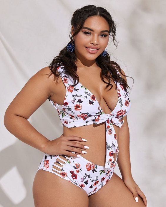 White & Floral Swimsuit Trend