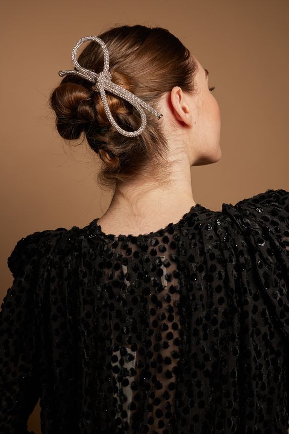 Sculptural Chic: The Bow Bun