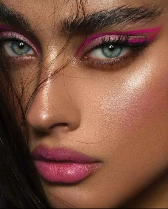 Bold Pink Eyeshadow