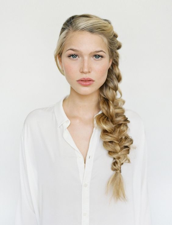 Side Swept Braid: