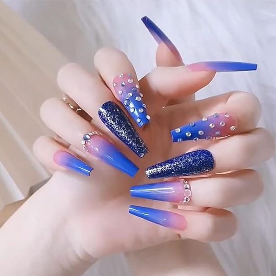 Rhinestone Starry Sky Nails: