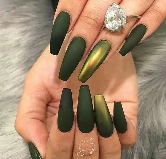 Matte Green Chrome Nails: