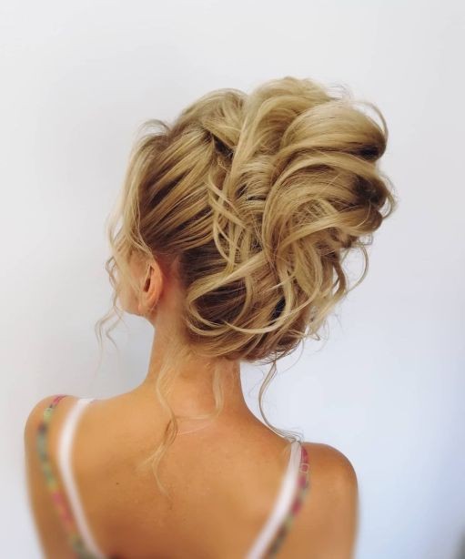 Voluminous Ponytail