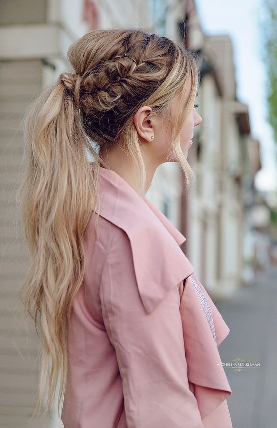 Messy Ponytail