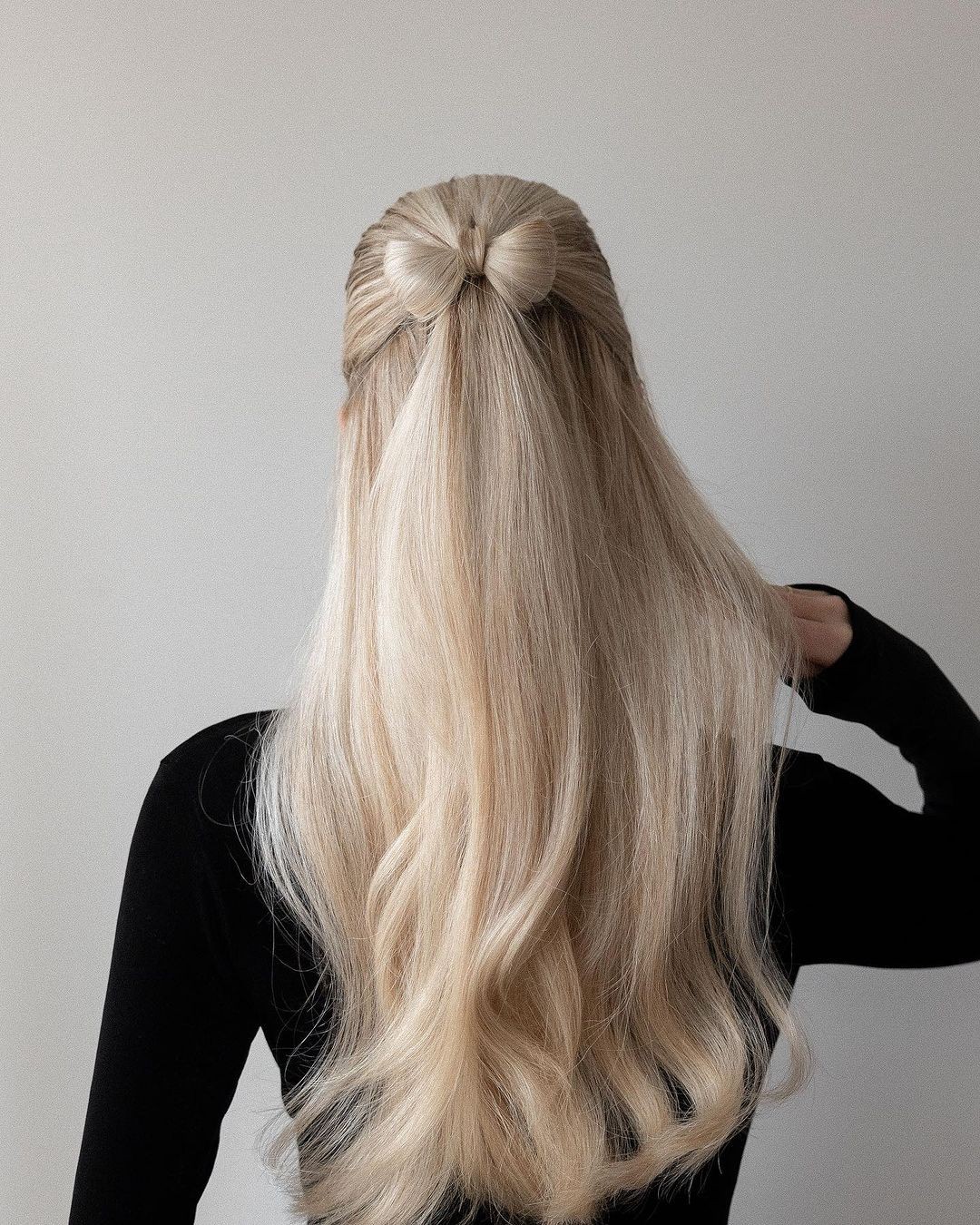 Blonde Bow Half-Updo