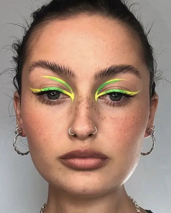 Bold Green Liner