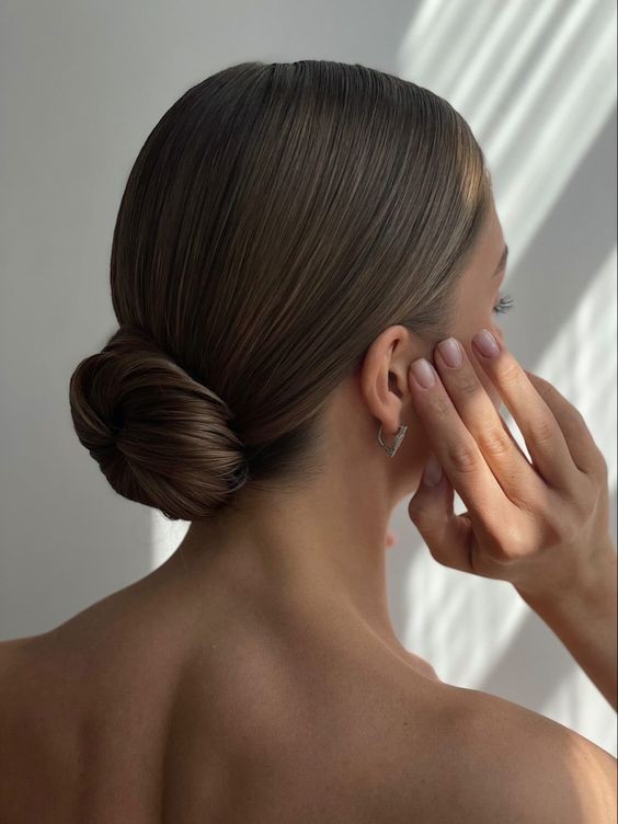 Sleek and Chic Bun for the Modern Woman