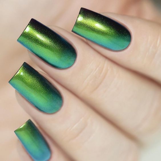 Green Holographic Magic