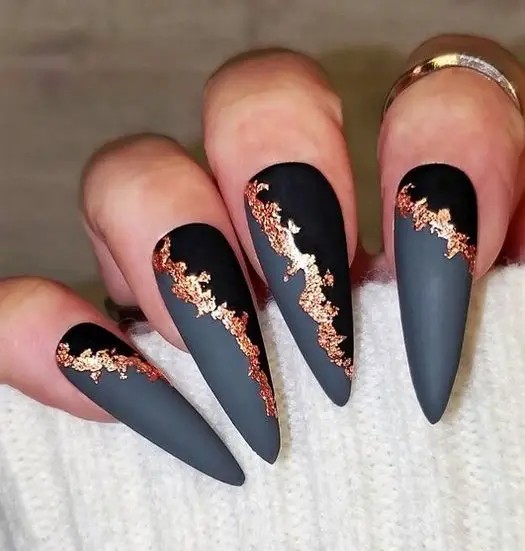 Chic Matte Gold