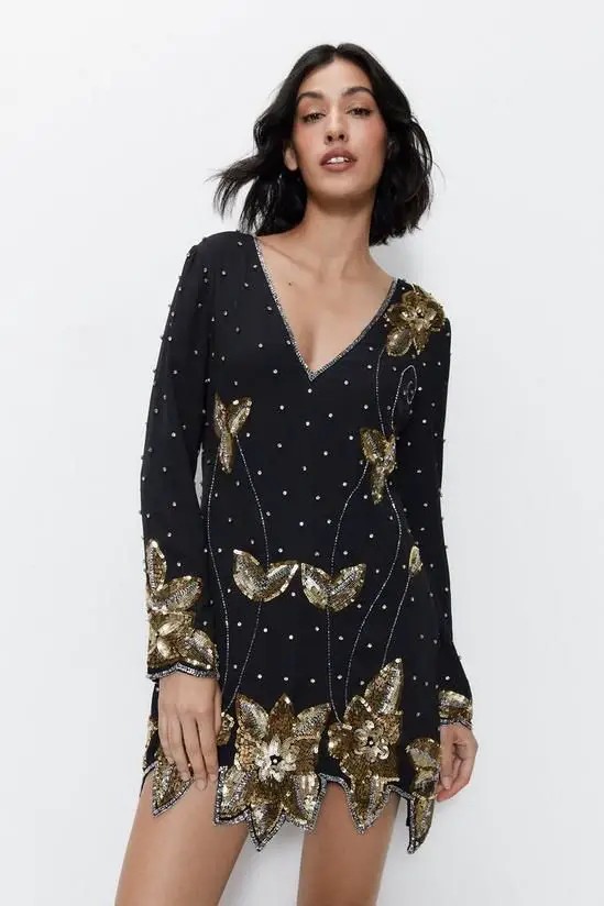 Starry Night Elegance: Glimmer and Glam