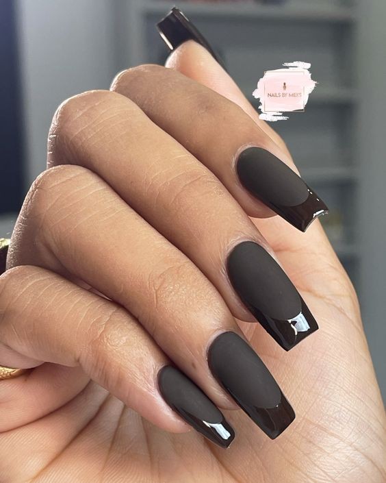 Glossy French Tips with Matte Base: