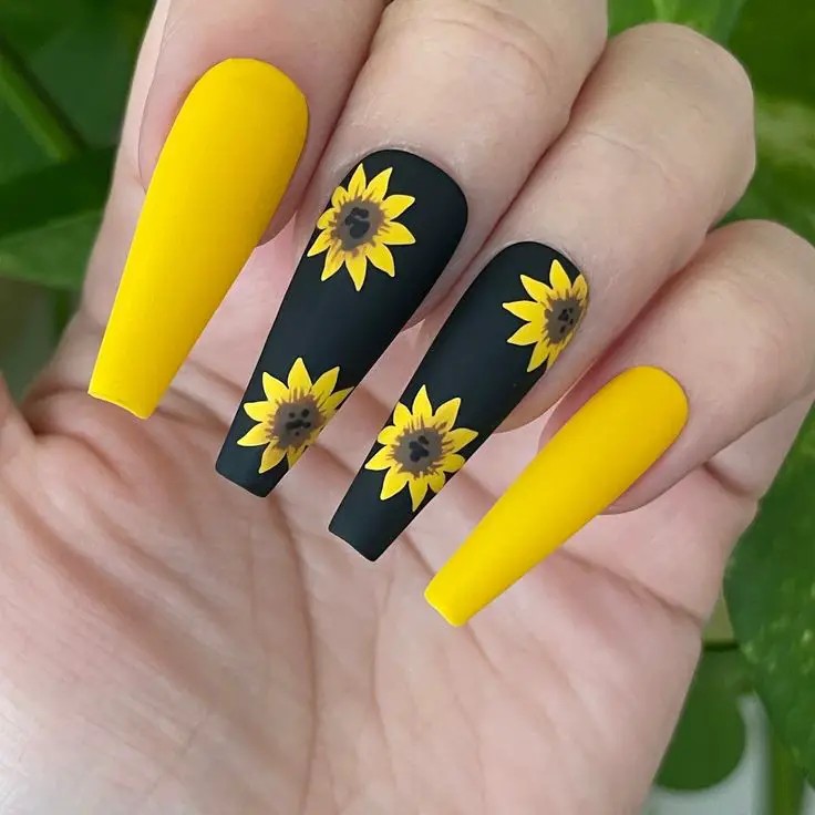 Sunflower Field Nails