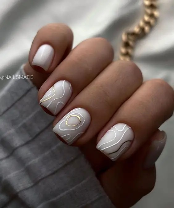 Abstract Short Gel Nails: