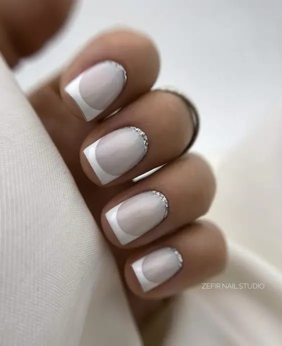 Timeless White with a Sparkle of Diamonds