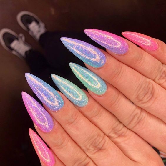 Holographic Chrome Nails