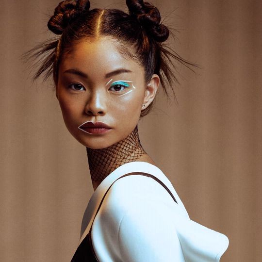 The Sleek Futuristic Bun: A Nod to Avant-Garde