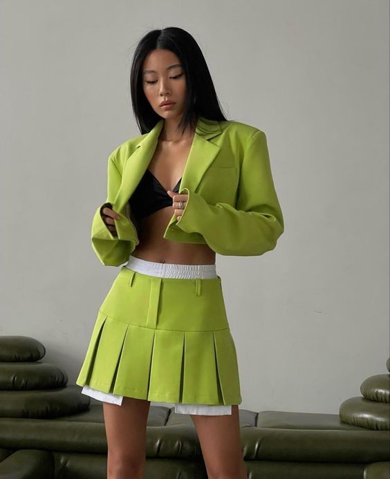 Lime Green Elegance: A Statement of Boldness and Vibrancy