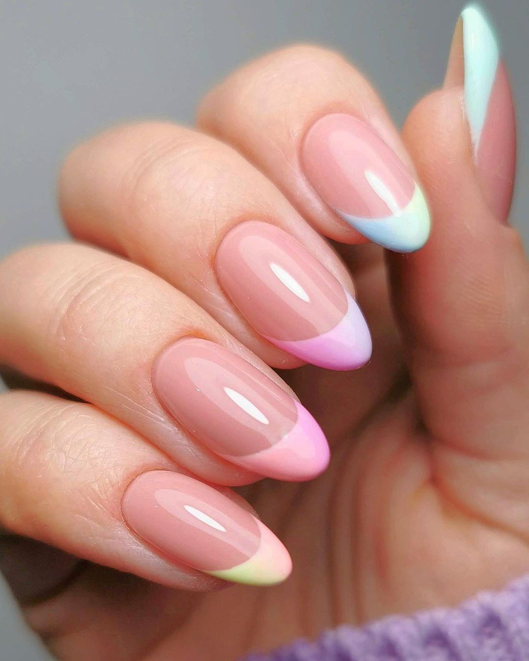 Pastel French Fade: Soft Gradient Elegance