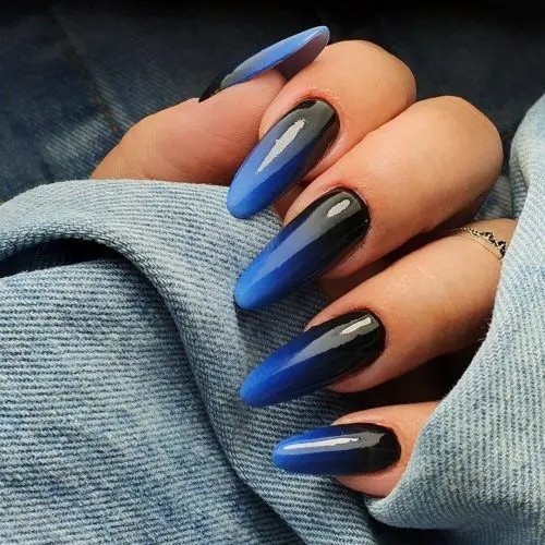 Blue Chrome Ombré Nails: