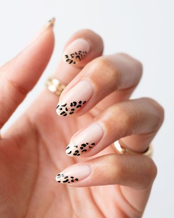 Minimalist Animal Print