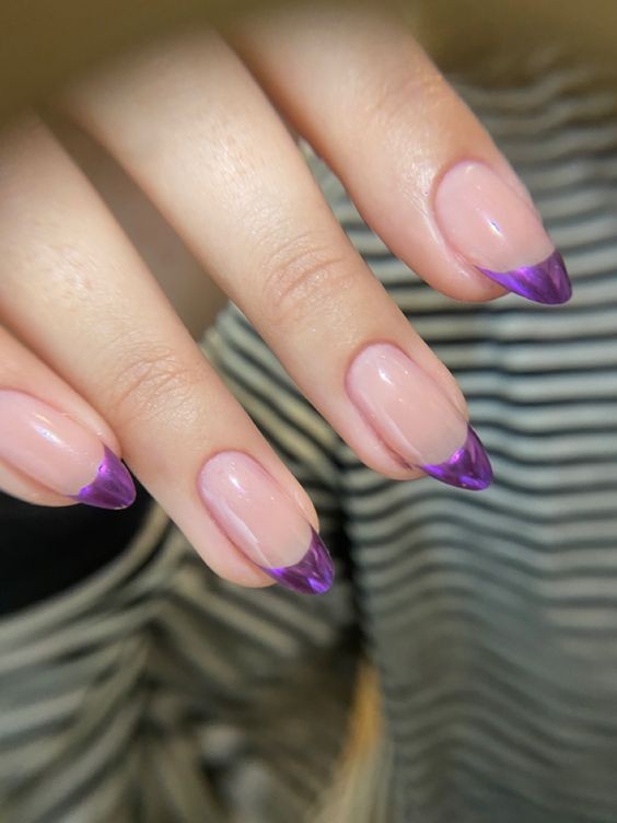 Deep Purple French Tips