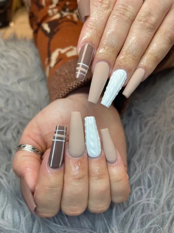 Cozy Knit Texture Coffin Nails: