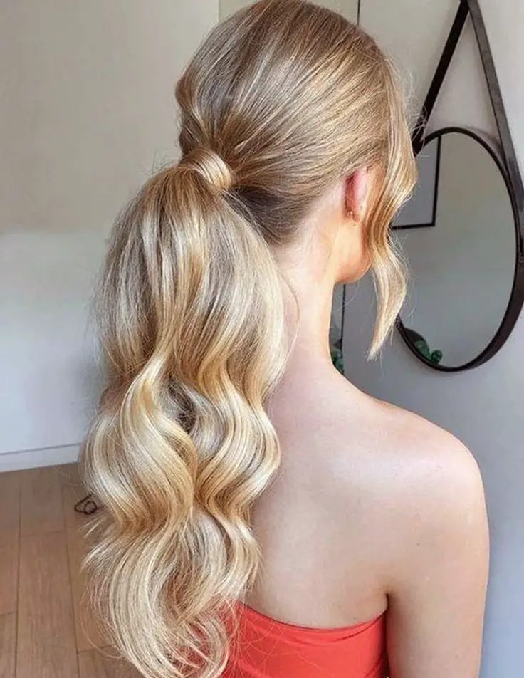 Wrapped Ponytail Waves