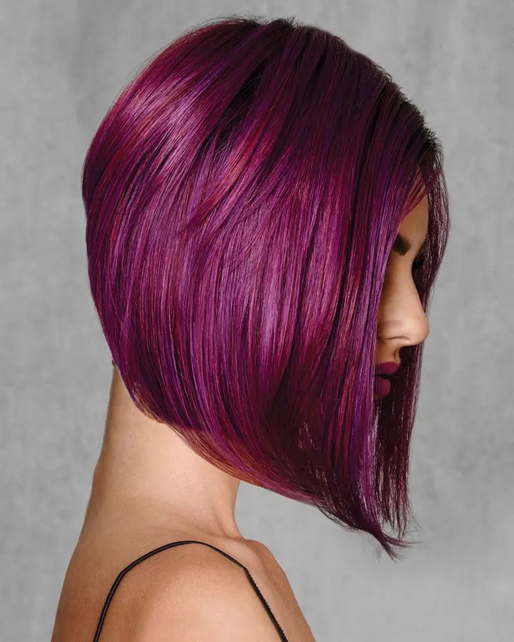 Choppy Lob with Bold Color: