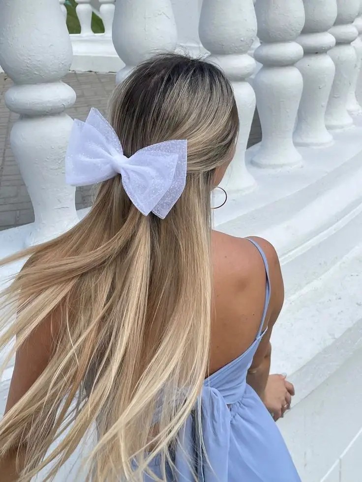 Half-Up Bow for a Sweet Summer