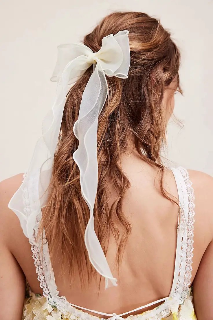 The Romantic Ribbon: Sweet and Whimsical