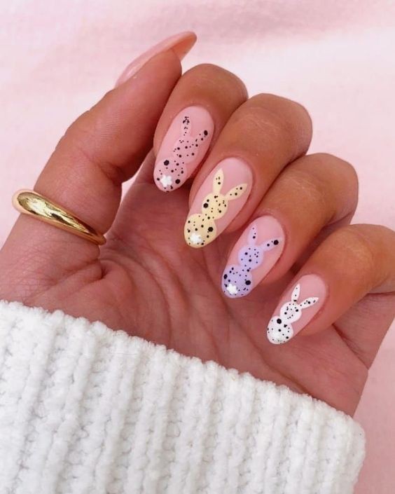 Pastel Gradient Nails: