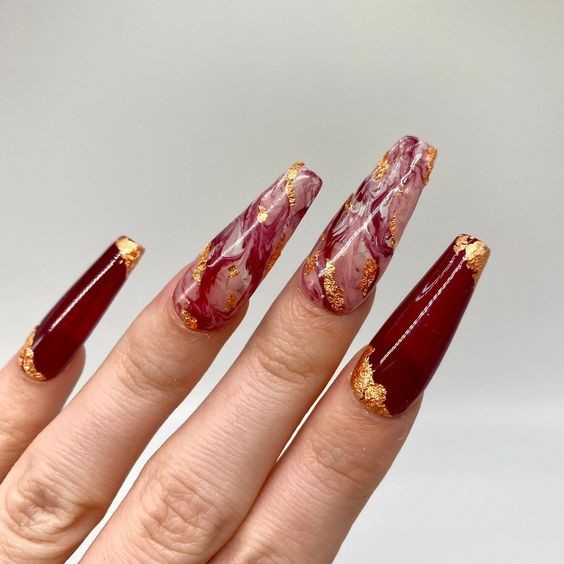 Red Chrome Marble Nails: