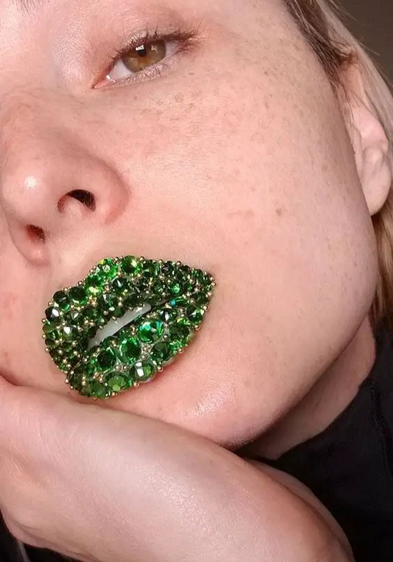 Green Glitter Lips