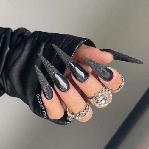 Abstract Black Chrome Nail Art: