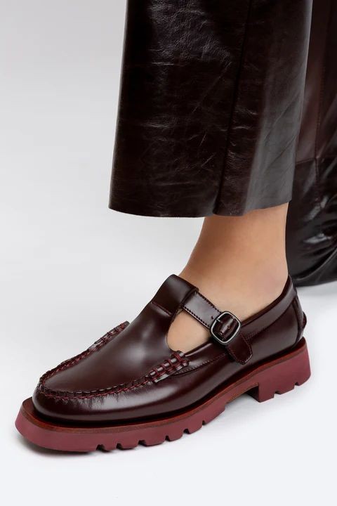 The Refined Loafers: Work-Ready and Fashion-Forward