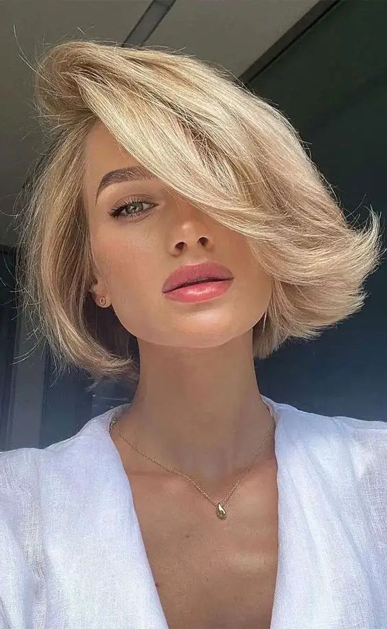 Stacked Bob for Fine Hair