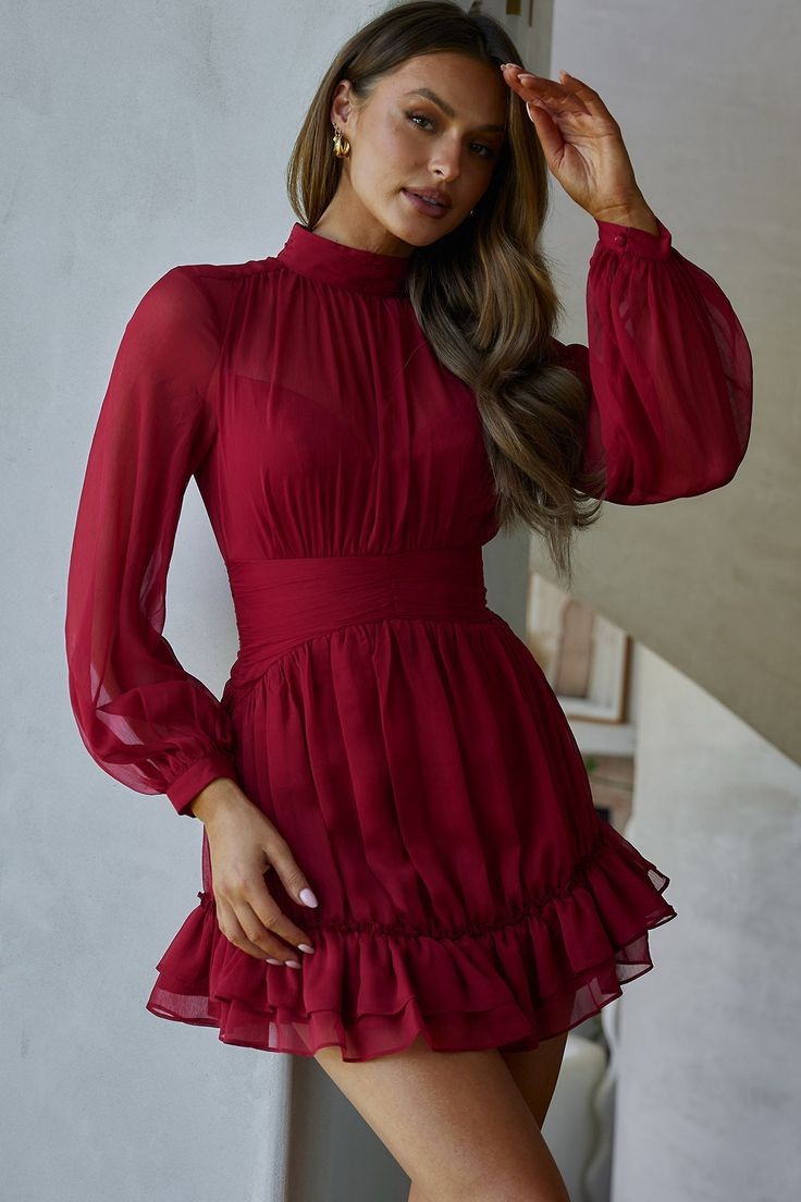 Elegant Dark Red Dresses: Dramatic Beauty