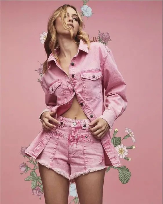 Soft Pink Denim for a Feminine Touch