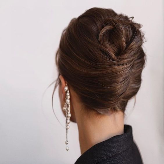 Classic French Twist: