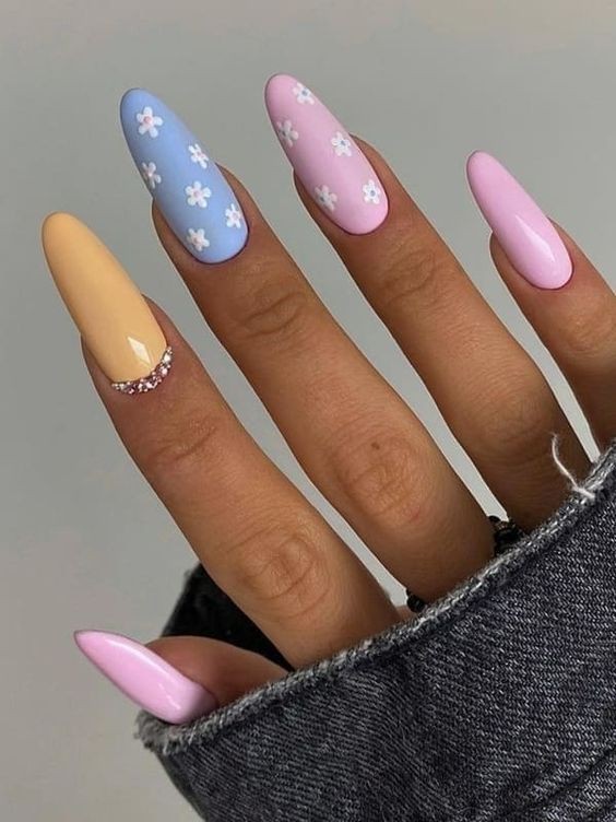 Floral Easter Nails: