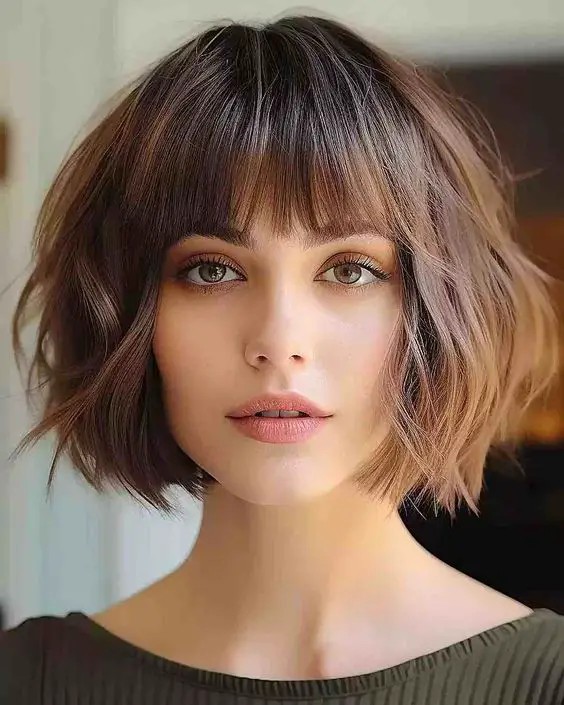 Short Bob with Bangs: Timeless Elegance