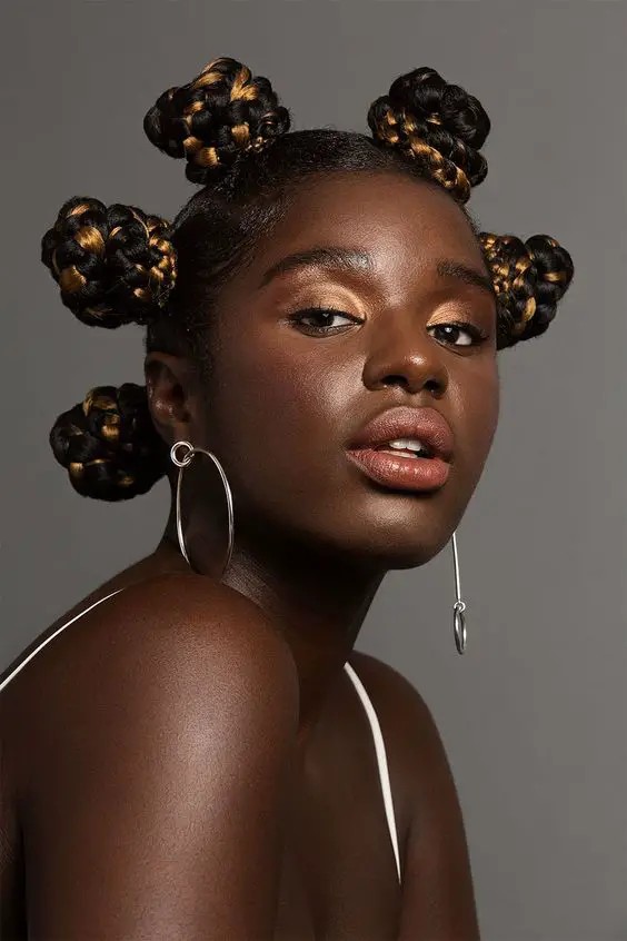 The Bold Expression: Sculptural Buns