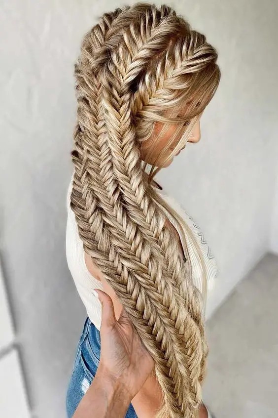 Multi-Dimensional Double Braid