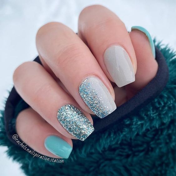 Icy Blue Short Acrylic Nails: