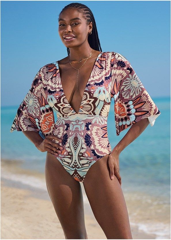 Stylish Long-Sleeve Printed Swimsuit